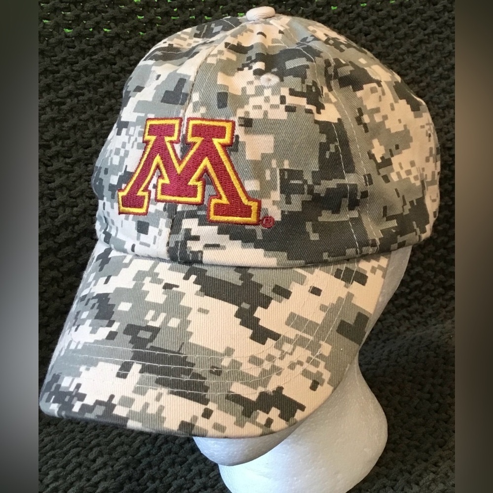 U of M Logo Unisex Pixelated Camouflage Baseball Cap, Cotton, Adj Close; OSFM